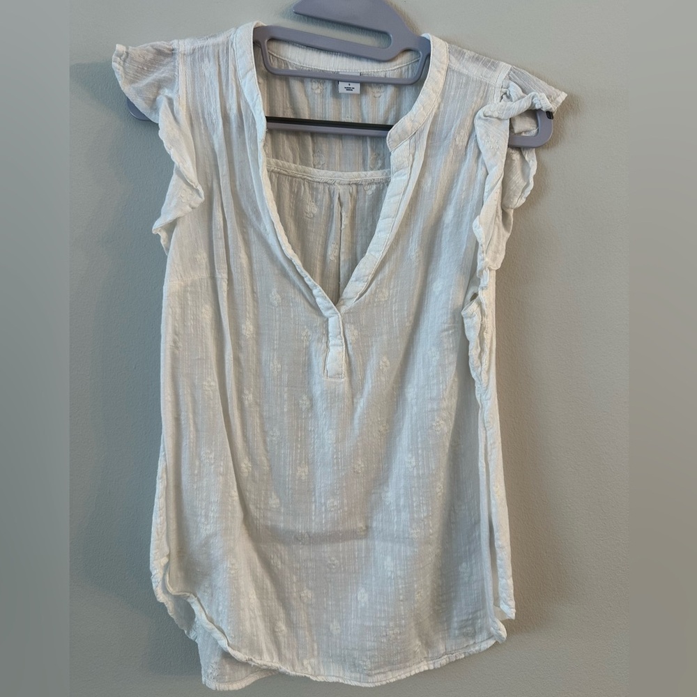 Old Navy White Flutter Sleeve Blouse
